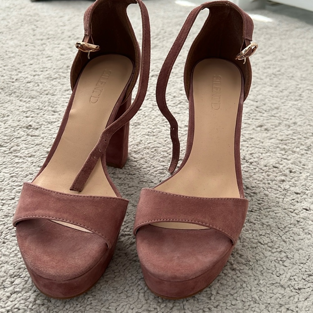 Anthropologie Mauve Heels